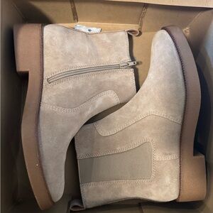 Lucky Brand Stylish Tan Ankle Boots